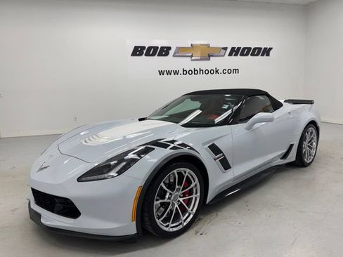 Used 2019 Chevrolet Corvette Grand Sport RWD image 1