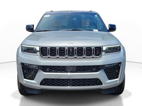 New 2026 Jeep Grand Cherokee Summit w/ Adv Protech Group IV AWD/4WD image 2