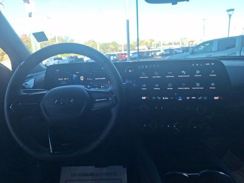 New 2026 Chevrolet Blazer EV RS w/ Super Cruise Package AWD/4WD image 3
