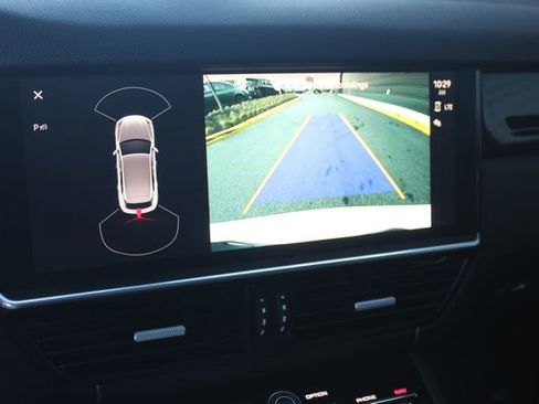 Certified 2022 Porsche Cayenne image 22