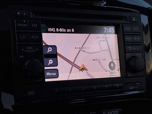 Used 2013 Nissan Juke SV image 10