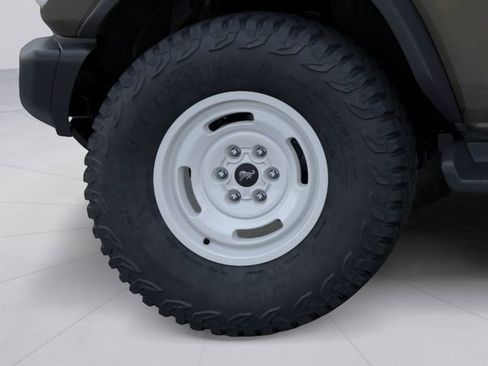 New 2026 Ford Bronco Heritage Edition AWD/4WD image 21