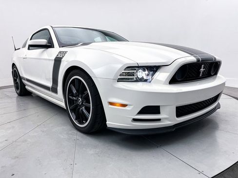 Used 2013 Ford Mustang Boss 302 w/ Boss 302 Accessory Pkg image 8
