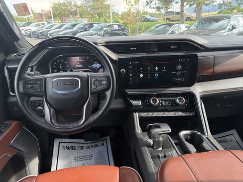 Used 2025 GMC Sierra 1500 Denali Ultimate AWD/4WD image 19