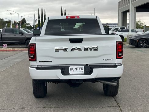 New 2026 RAM 2500 Big Horn AWD/4WD image 6