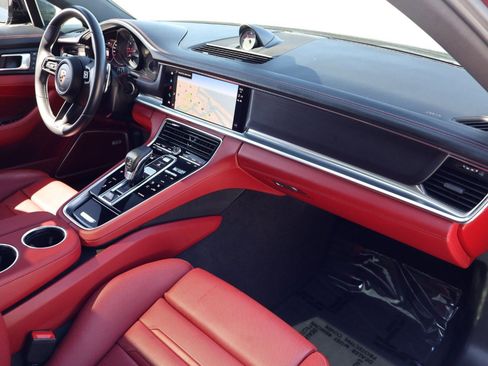Certified 2023 Porsche Panamera Platinum Edition RWD image 25