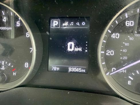 Used 2018 Hyundai Elantra SEL FWD image 5