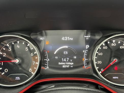Used 2018 Jeep Compass Trailhawk w/ Cold Weather Group AWD/4WD image 15