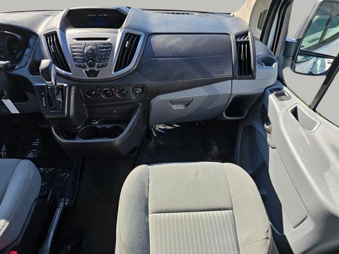 Used 2015 Ford Transit 350 XLT image 4