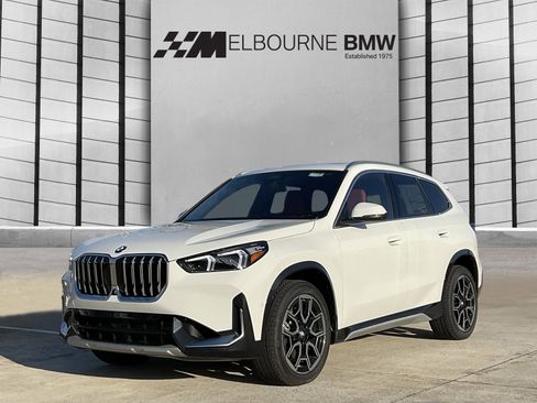 New 2025 BMW X1 xDrive28i w/ Technology Package image 3