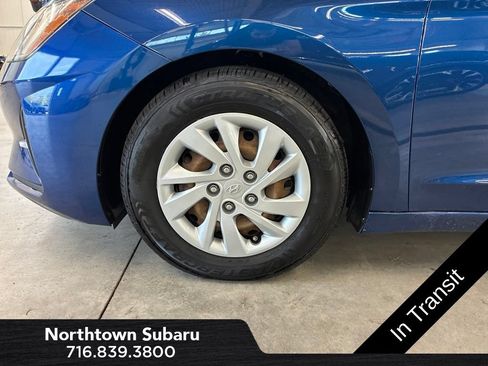 Used 2019 Hyundai Elantra SE FWD image 10
