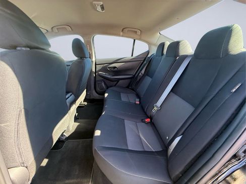 Used 2024 Nissan Sentra SV FWD image 16