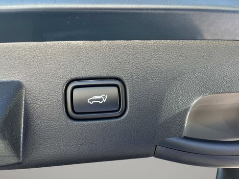 New 2025 Kia Sportage EX w/ EX Premium Package AWD/4WD image 9