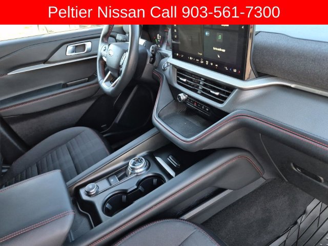 Used 2025 Ford Explorer ST-Line w/ ST-Line Street Pack AWD/4WD image 13