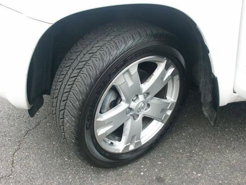 Used 2007 Toyota RAV4 Sport image 16