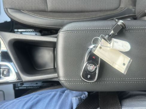 Used 2021 Buick Encore GX Preferred FWD image 34