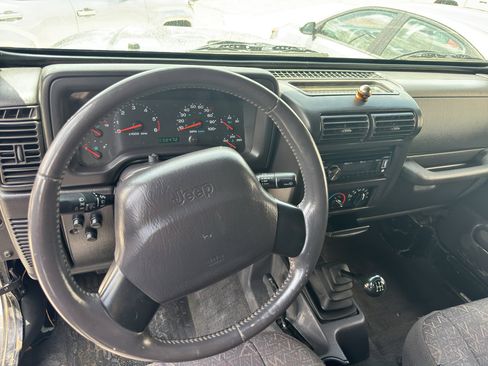 Used 2001 Jeep Wrangler SE AWD/4WD image 17