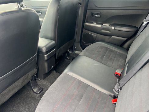 Used 2024 Mitsubishi Outlander Sport ES image 9