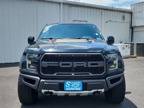 Used 2017 Ford F150 Raptor w/ Equipment Group 802A Luxury AWD/4WD image 8
