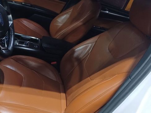 Used 2019 Ford Fusion Titanium image 6