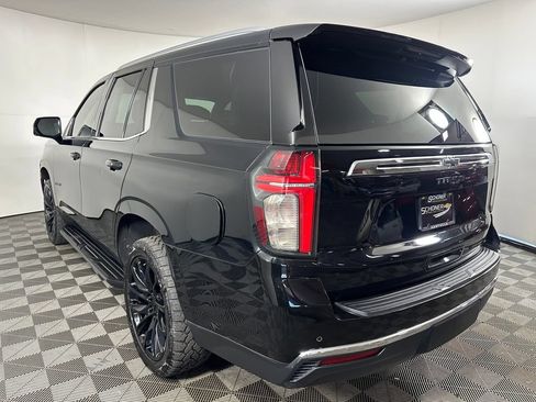 Used 2021 Chevrolet Tahoe LT w/ LT Signature Package AWD/4WD image 3