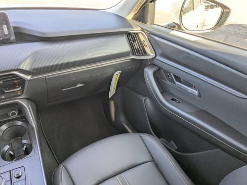 Used 2026 MAZDA CX-90 3.3 Turbo w/ Select Package AWD/4WD image 19
