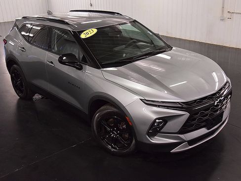 Used 2023 Chevrolet Blazer LT w/ Convenience Package AWD/4WD image 10