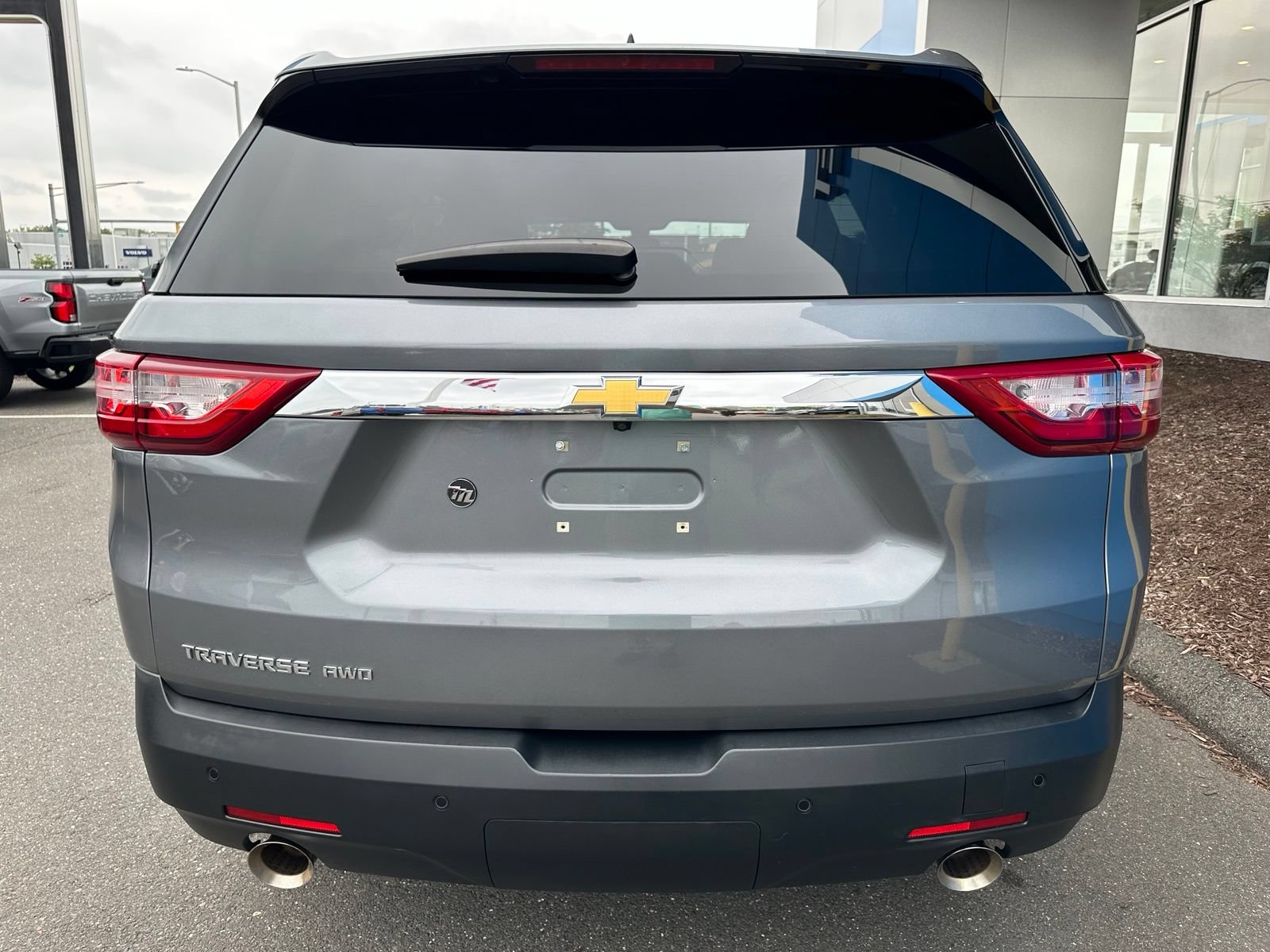 Used 2018 Chevrolet Traverse LS AWD/4WD image 6