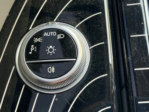 Used 2022 Mercedes-Benz S 500 4MATIC image 18