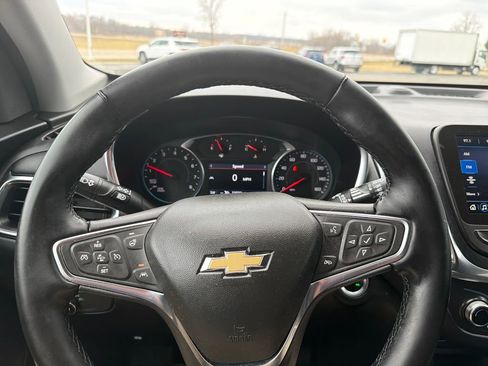 Used 2024 Chevrolet Equinox LT image 17