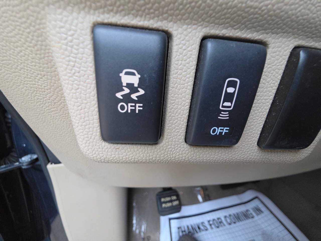 Used 2015 Nissan Titan SV RWD image 38