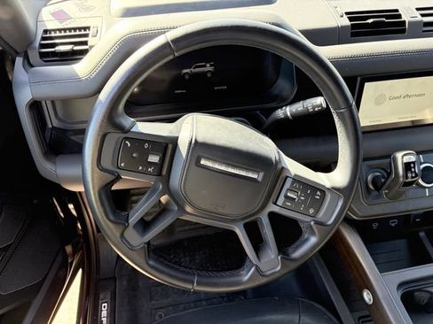 Used 2024 Land Rover Defender 110 X-Dynamic SE image 8