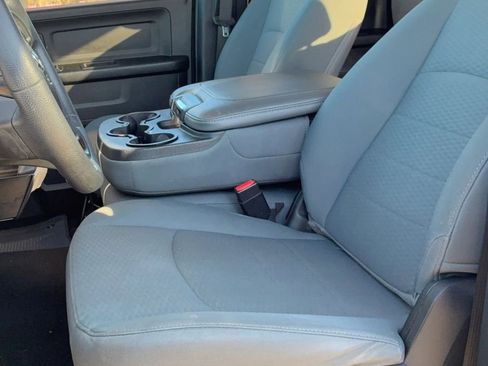 Used 2018 RAM 1500 Express w/ Express Value Package AWD/4WD image 12