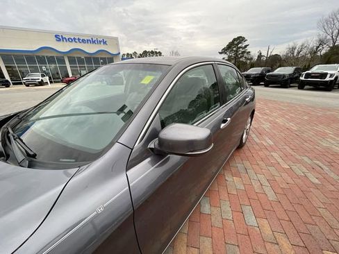 Used 2013 Honda Accord EX-L image 9