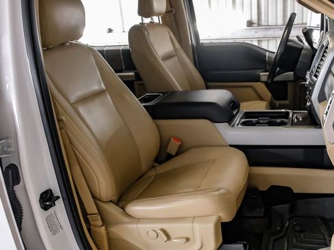 Used 2017 Ford F350 Lariat w/ Lariat Ultimate Package image 31