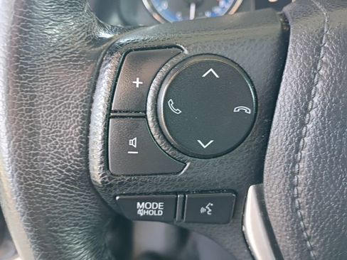 Used 2019 Toyota Corolla SE image 8