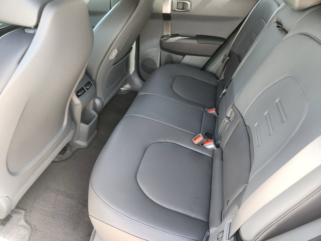 New 2027 Kia EV3 Wind FWD image 24
