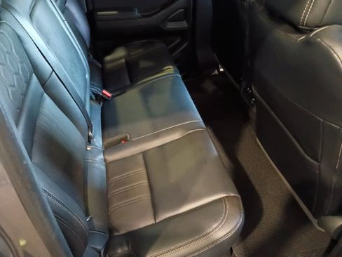 Used 2023 Nissan Frontier SV w/ SV Premium Package AWD/4WD image 29