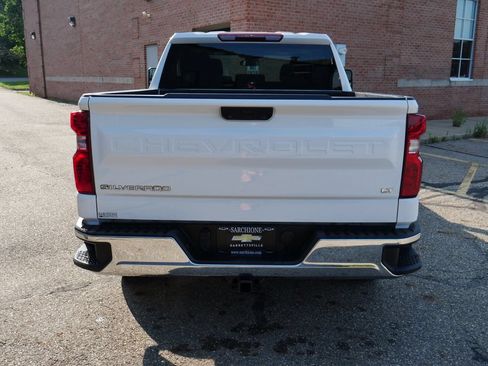 Used 2023 Chevrolet Silverado 1500 LT AWD/4WD image 6