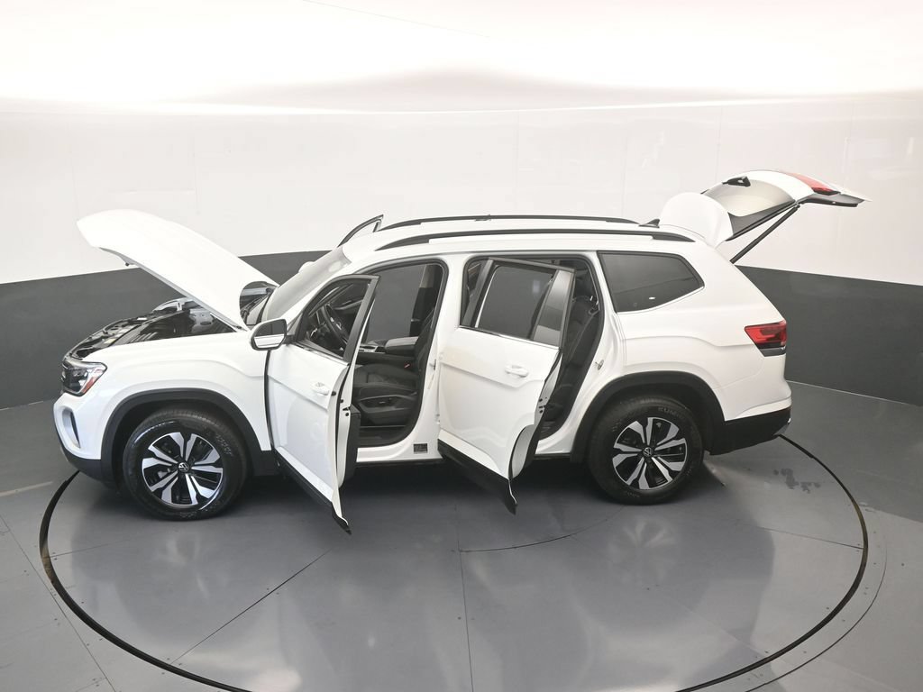 Used 2026 Volkswagen Atlas SE FWD image 60