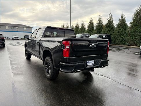 Used 2022 Chevrolet Silverado 1500 LT Trail Boss w/ Convenience Package II image 6