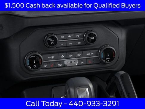 New 2025 Ford Bronco Badlands image 17