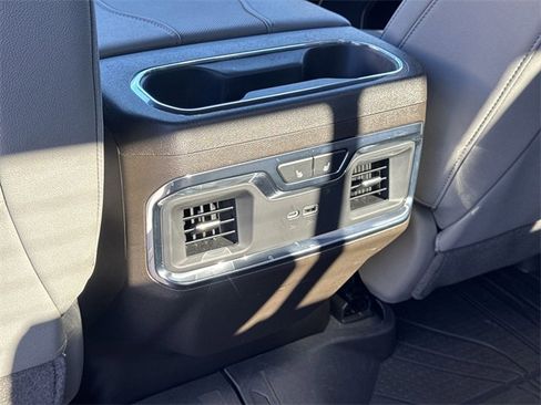 Used 2025 Chevrolet Silverado 1500 LTZ w/ LTZ Premium Package image 23