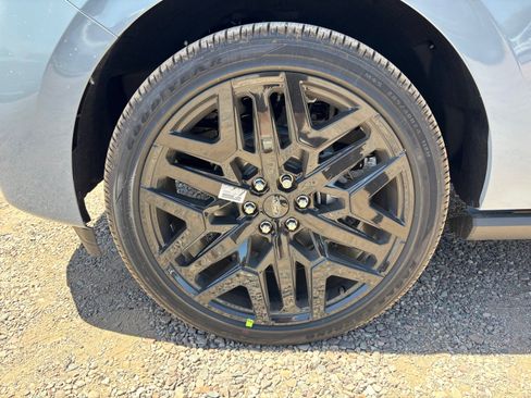 New 2026 Ford Expedition Platinum w/ Stealth Performance Package AWD/4WD image 24