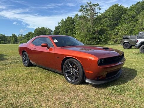 Used 2023 Dodge Challenger R/T w/ Blacktop Package image 3