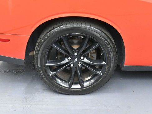 Used 2018 Dodge Challenger SXT Plus image 30
