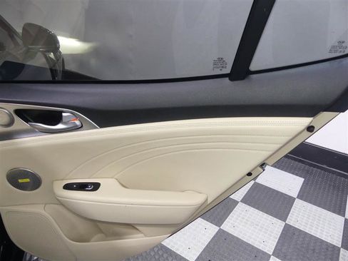 Used 2022 Kia Stinger GT2 AWD/4WD image 27