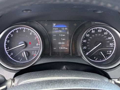 Used 2023 Toyota Camry SE FWD image 10