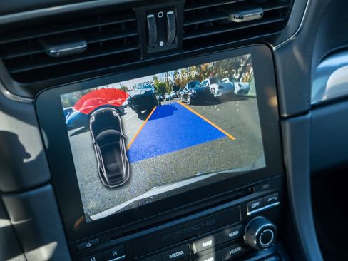 Certified 2019 Porsche 911 Carrera S image 31