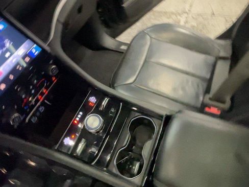 Used 2022 Jeep Grand Cherokee L Overland AWD/4WD image 36